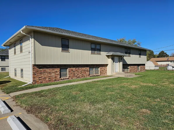 2314 W 7th Ave APT B, Emporia, KS 66801