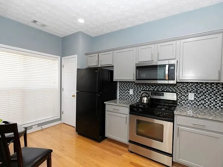 2023 Austin Park Cir — Photo 28