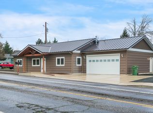 143 S Gateway Blvd, Cottage Grove, OR 97424