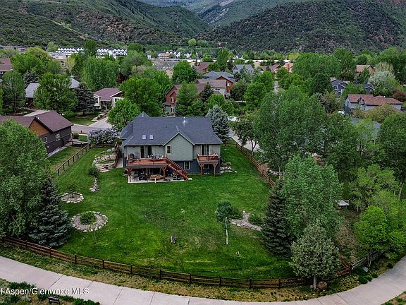 4th image of 4112 Sky Ranch Dr