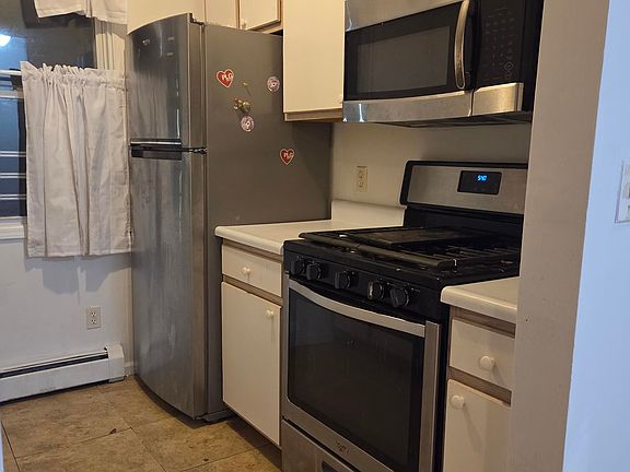 4th image of 703 Garfield Ave Floor 2