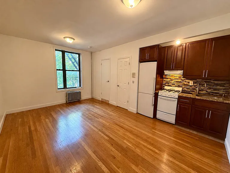 57 Herkimer St #312 — Photo 2