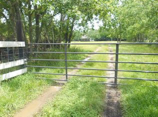 6309 N Fm 565 Rd, Cove, TX 77523