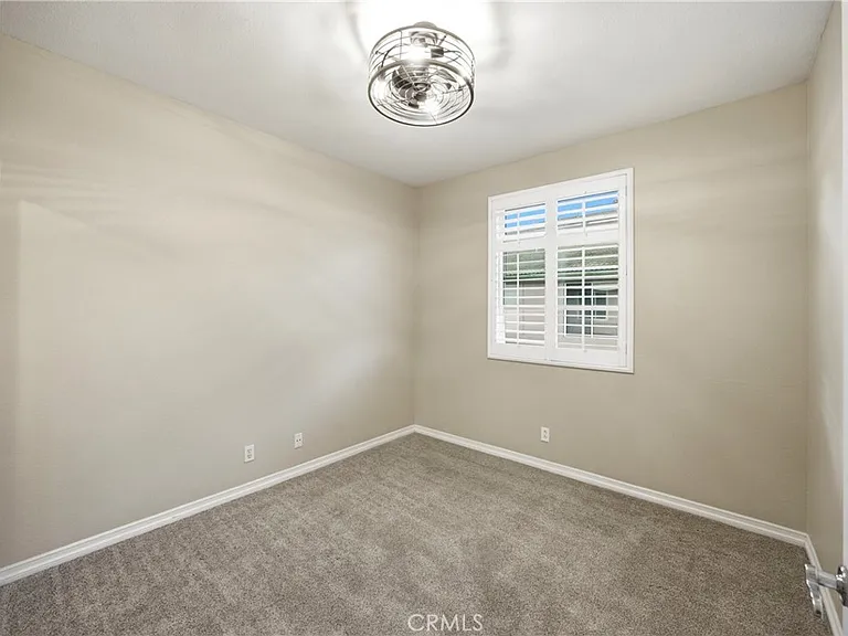 1059 S Positano Ave — Photo 16