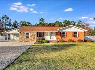 657 Forest Rd, Lumberton, NC 28358