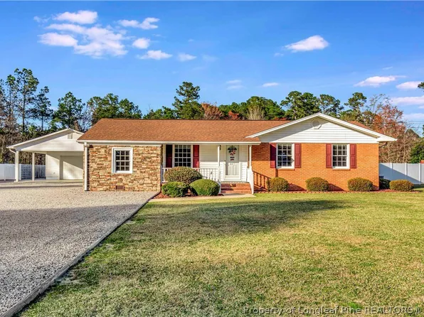 657 Forest Rd, Lumberton, NC 28358