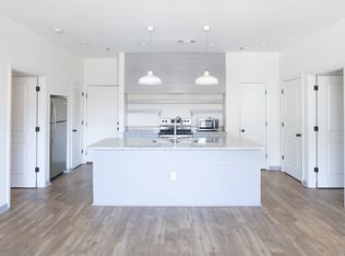 524 Elm St #206, Troy, AL 36081