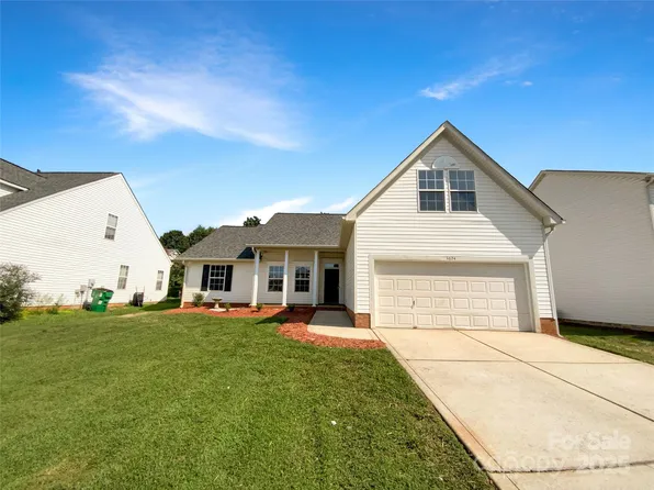 3624 Croft Haven Dr, Charlotte, NC 28269