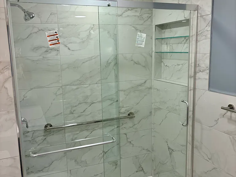 Bathroom walk in shower