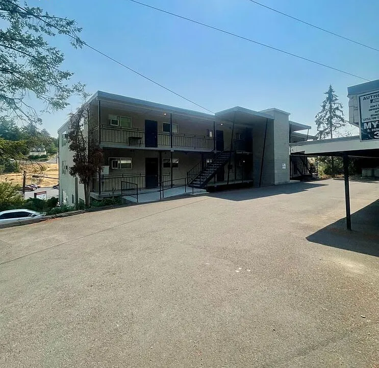 605 S Grand Ave #F