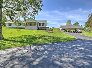 218 Jones Ridge Dr, Dryden, VA 24243