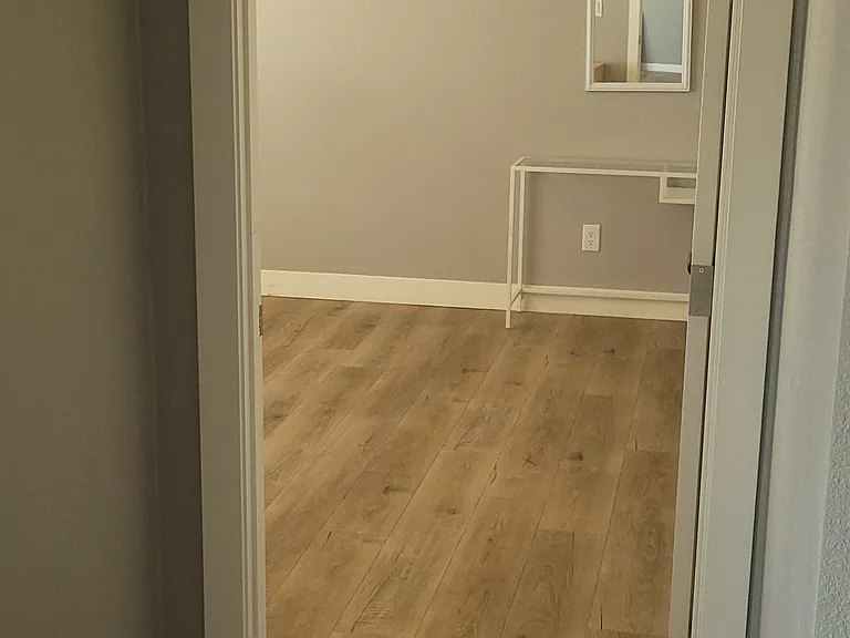 4214 E Fremont St — Photo 9