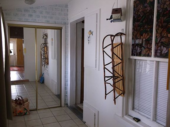 5th image of 1116 Edmunds St
