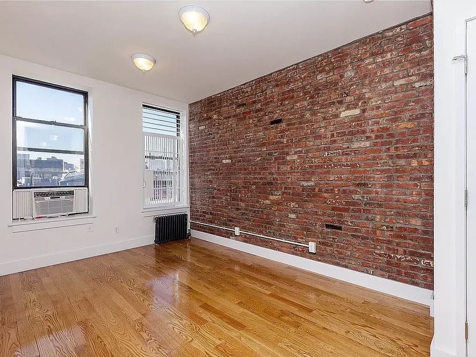 2nd image of 506 E 13th St APT 13