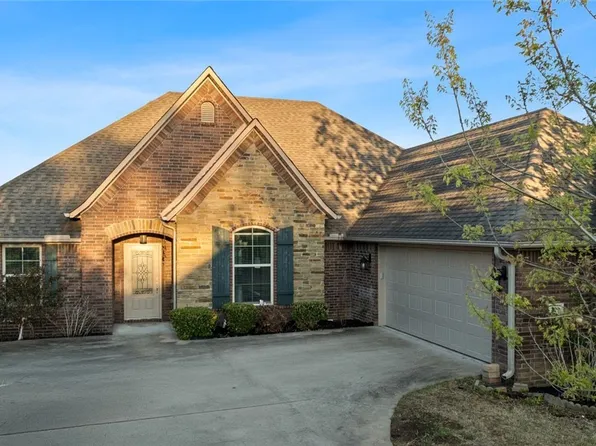 709 SW Barn Valley Rd, Bentonville, AR 72712