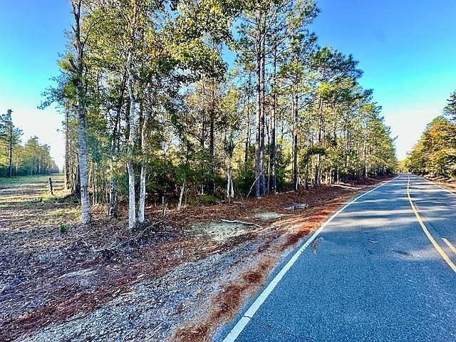 2nd image of Old Hecker Rd