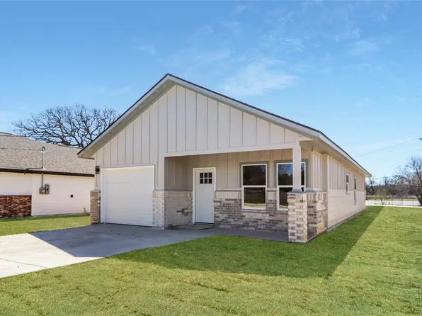4035 Lake St, Greenville, TX 75401