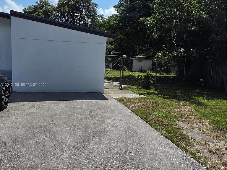 16 Allen Rd #EFFICIENCY — Photo 10