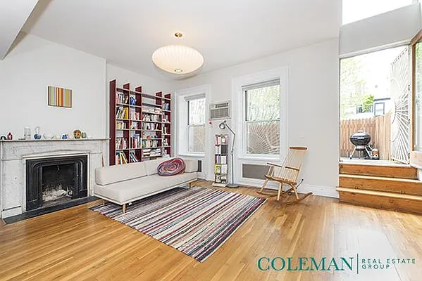 Rented by Coleman Real Estate Group | media 17