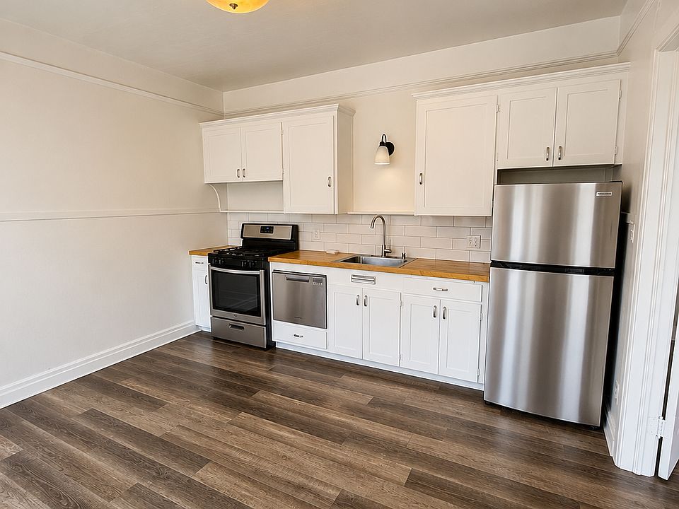 1st image of 1227 W Riverside Ave APT M