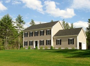 37 Box Turtle Dr, Rochester, MA 02770