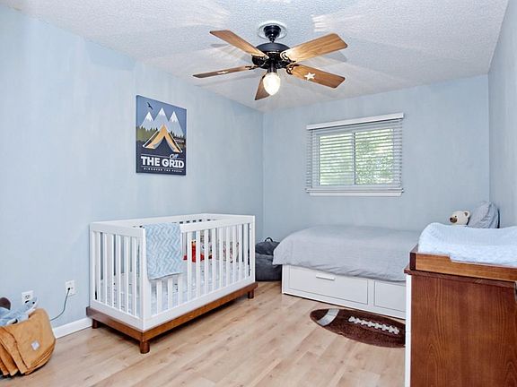 5th image of 11800 Acorn Creek Trl