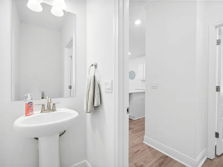 627 Las Roblas Grande Dr — Photo 13