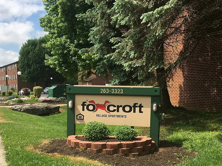Foxcroft Village Apartments — Photo 5