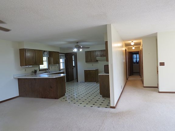 3rd image of 11360 Hwy 40