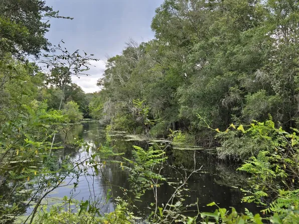 2180 SE Hwy 317, Old Town, FL 32680