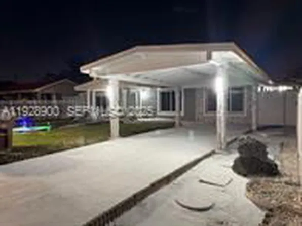 881 Hialeah Dr, Hialeah, FL 33010