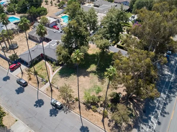 3137 Valencia Ave, San Bernardino, CA 92404