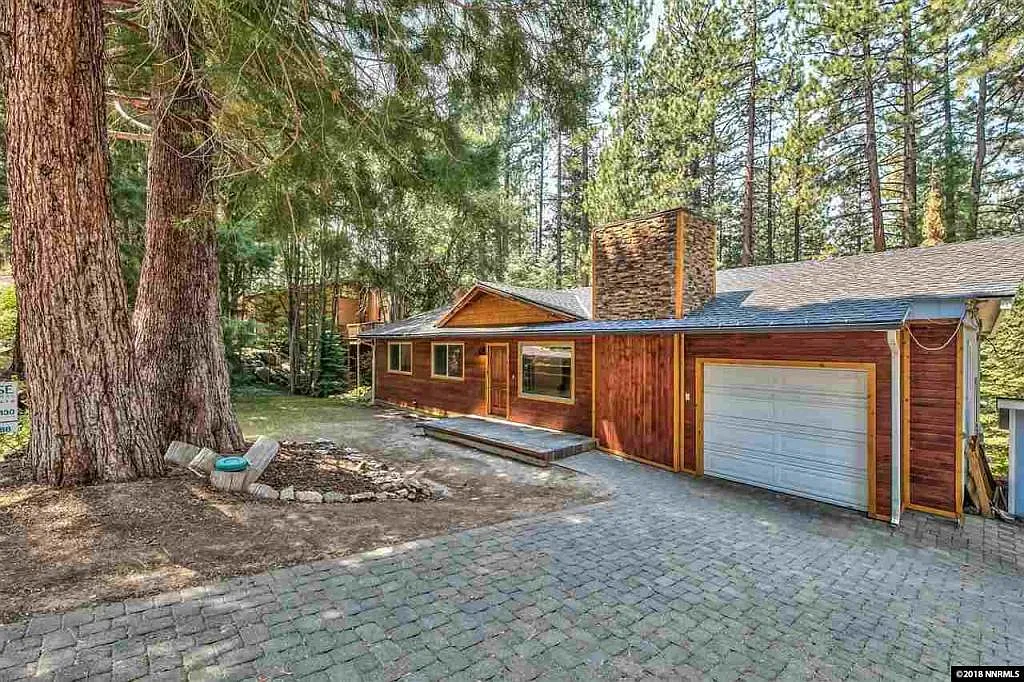 184 Pine Dr photo 1
