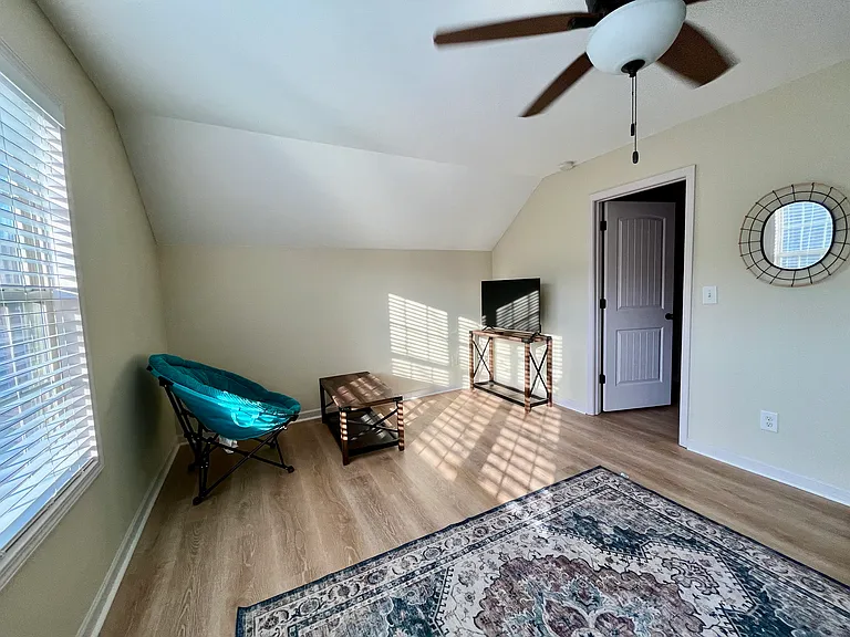 39 Camden Cir — Photo 42