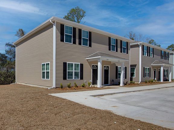 2nd image of 2202 Cedarbrook Ct