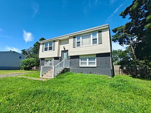 210 Valley Rd Photo 1