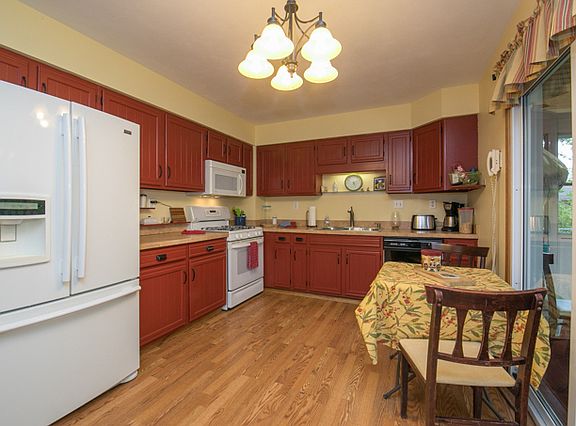 5th image of 38092 N Sheridan Pl