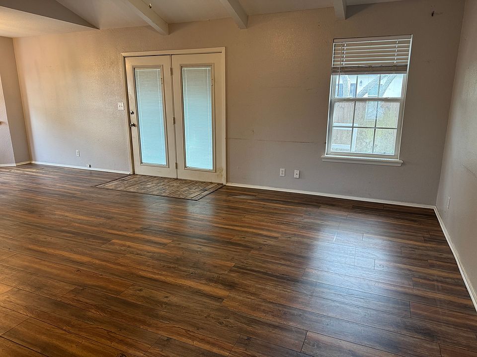 1st image of 2114 Harbor Ct