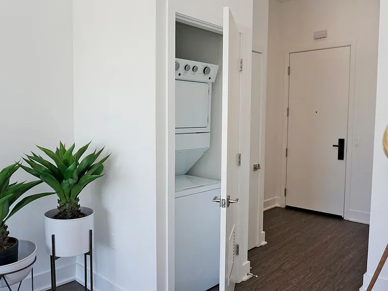 C1 by CLG ( + Coliving) — Photo 13
