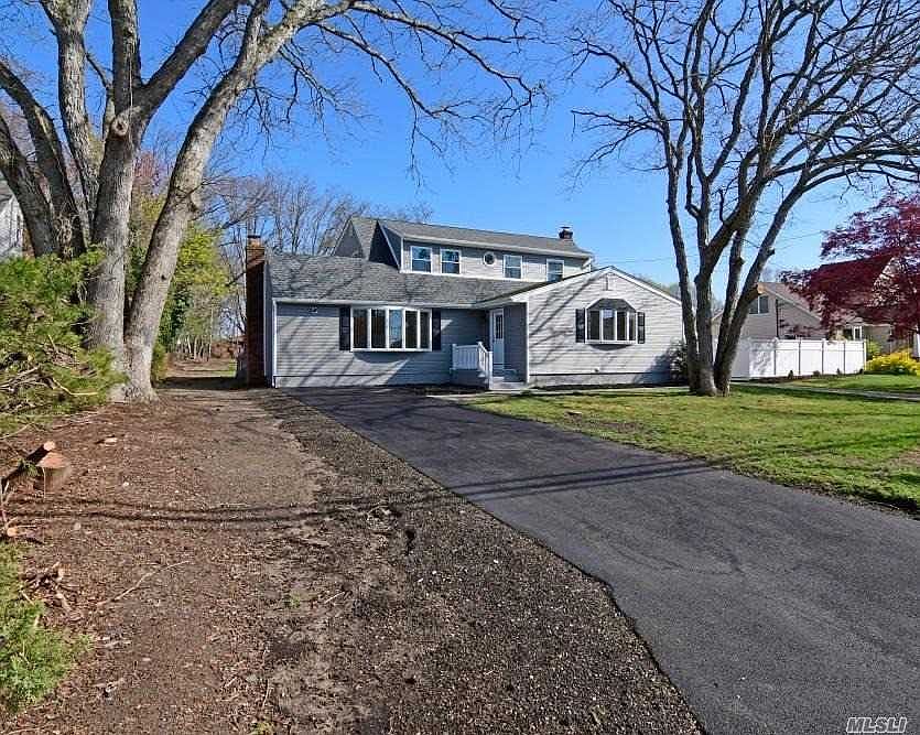 84 Forest Avenue, West Babylon, NY 11704 Zillow