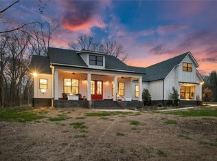 9420 Nomad Rd, Bentonville, AR 72713