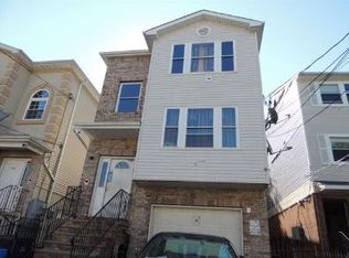 77 Highland Ave, Newark, NJ 07104