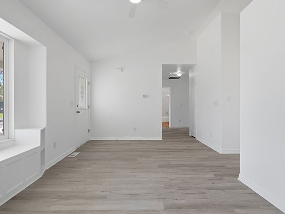 4th image of 2035 E Weeping Willow Way