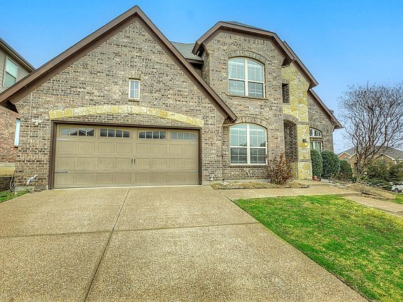 2nd image of 2933 Softwood Cir