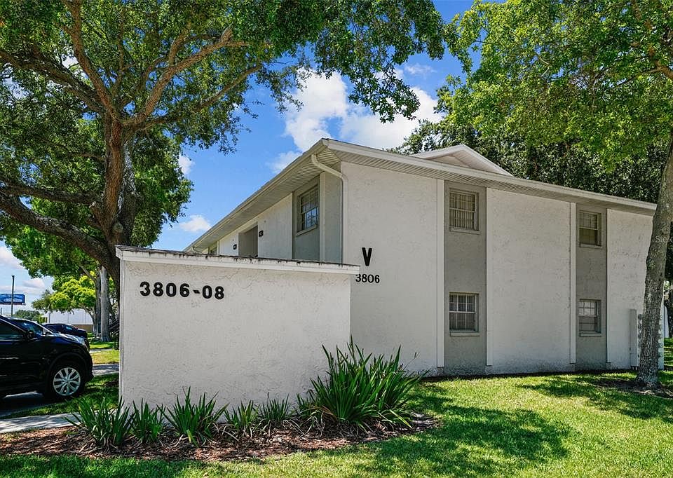 1st image of 3806 N OAK DRIVE #V12