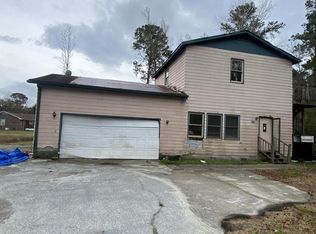 1147 Old Mill Rd, Navassa, NC 28451