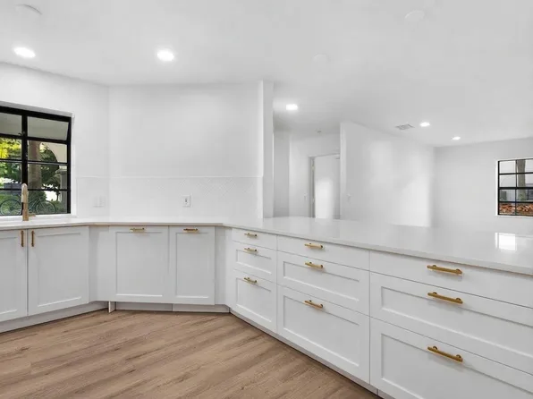 5250 EUROPA Drive #B, Boynton Beach, FL 33437