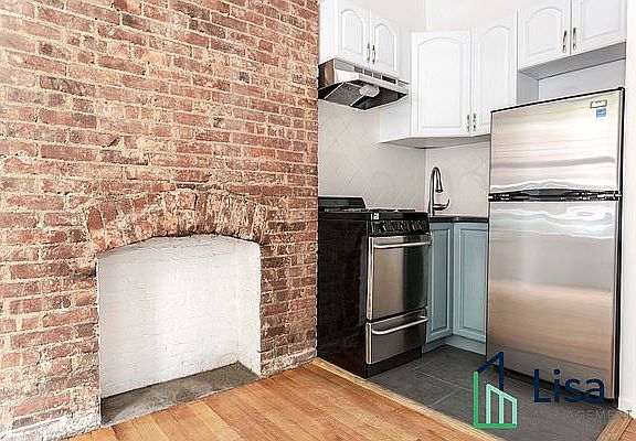 2nd image of 428 W 48th St #1FE