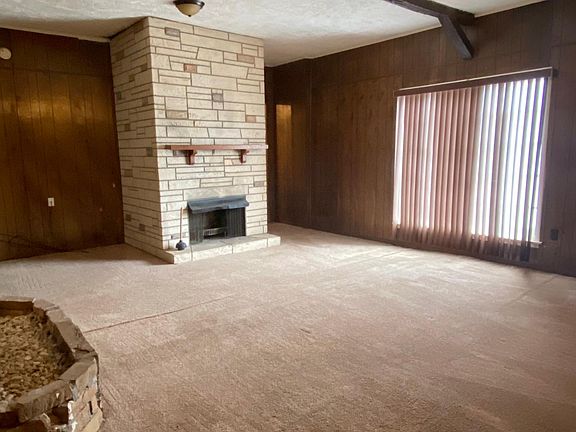 Living Room or Bedroom 3