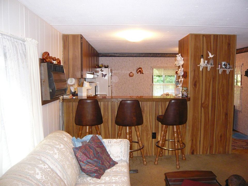 2nd image of 381 Elk Dr